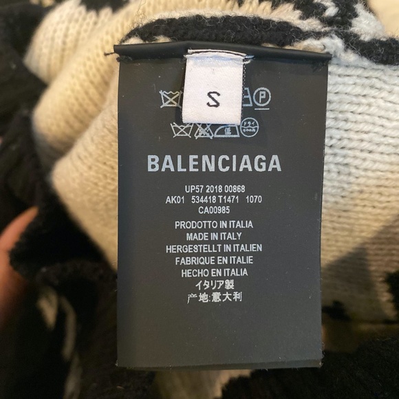 Balenciaga Black and White Logo Sweater - Picture 3 of 6